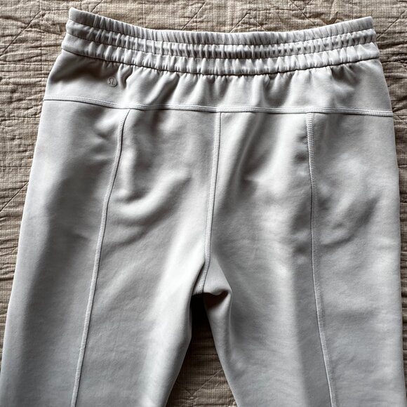 Lululemon Softstreme High-Rise Straight-Leg Cropped Pant - Picture 4 of 6
